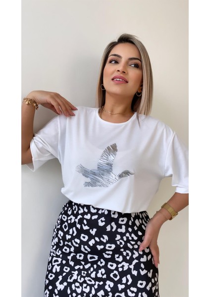 Dolgulu Kuş Baskılı Tişört Ekru Gümüş fırsatları