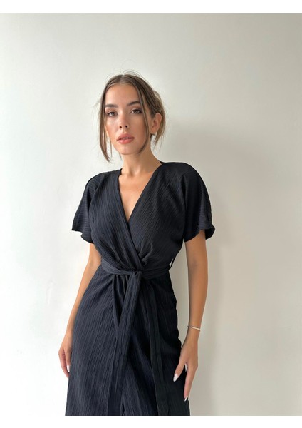 Lorenzo Kruvaze Yaka Kuşaklı Elbise Siyah fiyatları