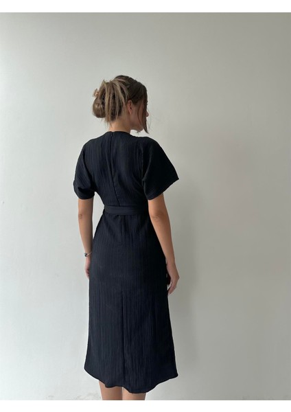 Lorenzo Kruvaze Yaka Kuşaklı Elbise Siyah indirimleri