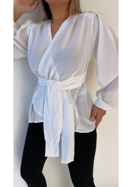 Kuşaklı Kruvaze Bluz Ekru indirimleri