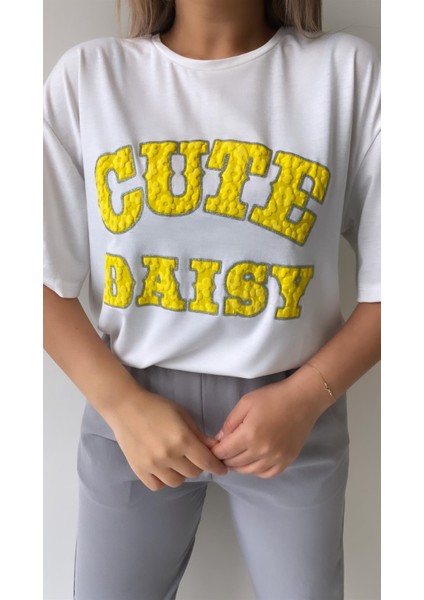 Kabartmalı Cute Daisy Tişört Ekru Sarı fiyatları