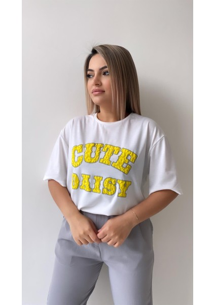Kabartmalı Cute Daisy Tişört Ekru Sarı indirimleri
