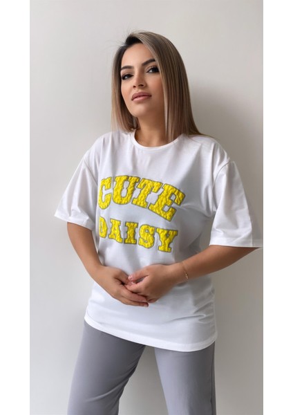 Kabartmalı Cute Daisy Tişört Ekru Sarı