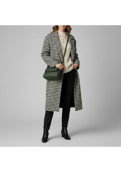 Mini Kadın Çantası | Yonca Metal Detaylı Kapaklı Model | El, Omuz ve Çapraz Askılı Çok Fonksiyonlu modelleri