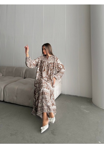 Yakası Ipli Salaş Desenli Viskon Elbise Bej fiyatları