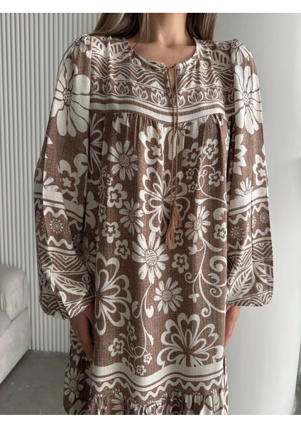 Yakası Ipli Salaş Desenli Viskon Elbise Bej modelleri