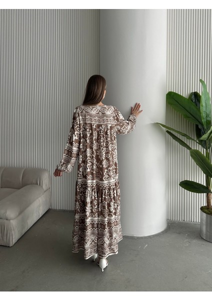 Yakası Ipli Salaş Desenli Viskon Elbise Bej