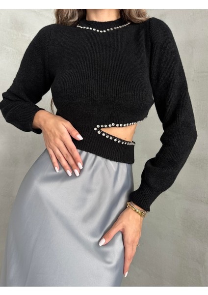 Beli Yırtmaçlı Taş Detaylı Kazak Siyah