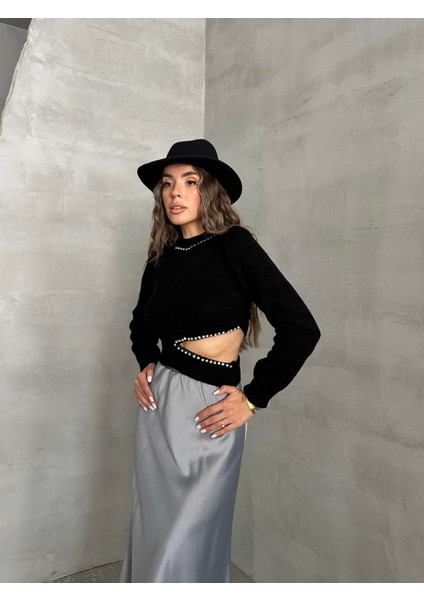 Beli Yırtmaçlı Taş Detaylı Kazak Siyah modelleri