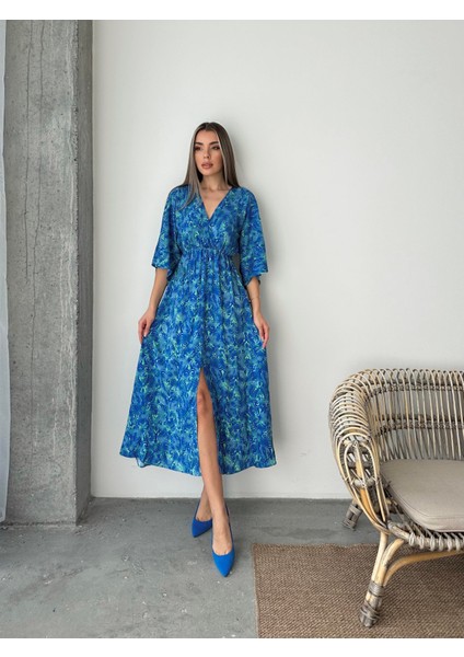 Beli Lastikli Önü Yırtmaçlı Viskon Elbise Mavi
