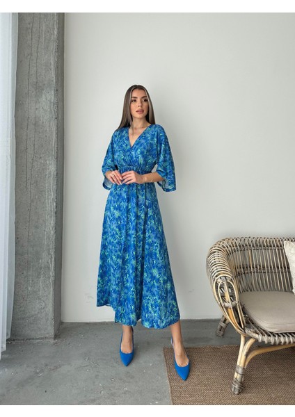 Beli Lastikli Önü Yırtmaçlı Viskon Elbise Mavi