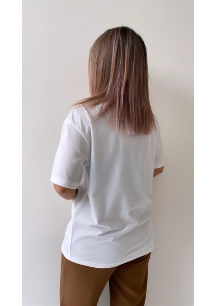 London Varak Baskılı Tişört Ekru fırsatları