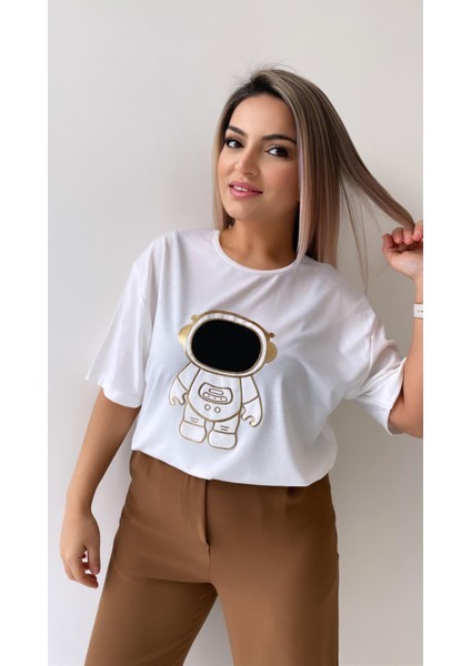 Uzaylı Varak Baskılı Tişört Ekru fırsatları