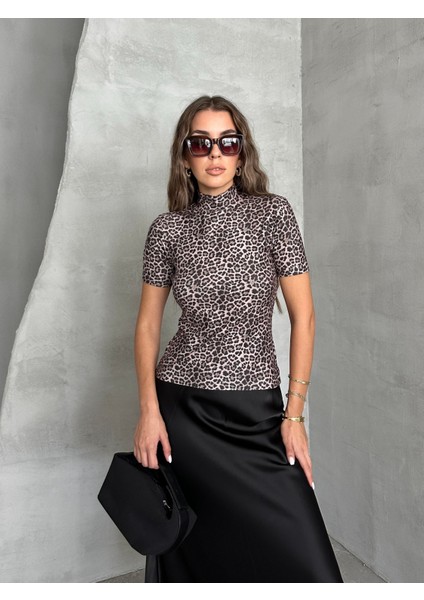 Balıkçı Yaka Kısa Kol Leopar Bluz Kahverengi modelleri