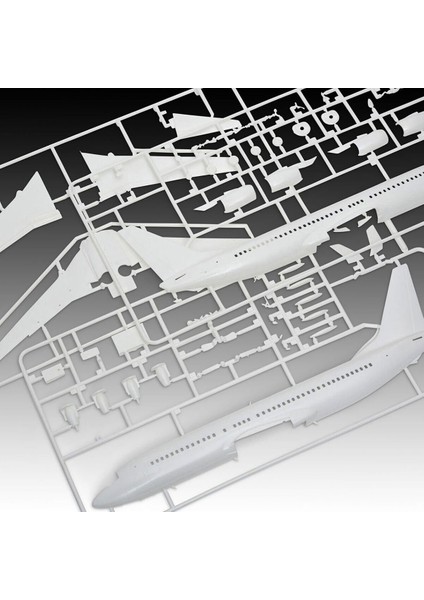 3772 Revell - Turkish Airlines Boeing 737-800 Maket Kiti