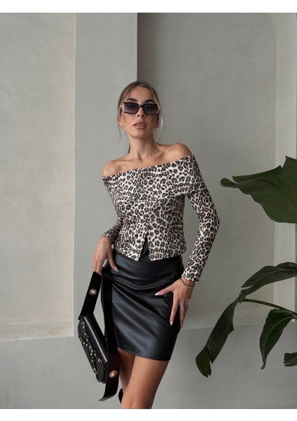 Madonna Yaka Düğmeli Leopar Bluz Bej