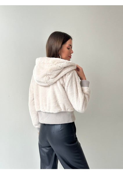 Ribanalı Kapüşonlu Peluş Mont Taş