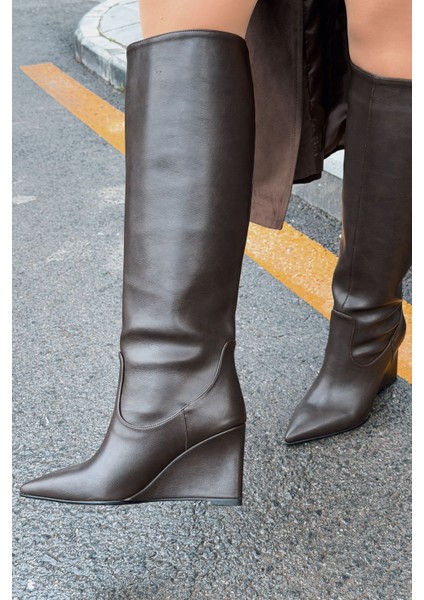 Ravita Kadın Dolgu Topuklu Çizme Acıkahve Mat Deri modelleri