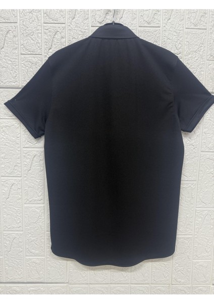 Kısa Kollu Düğmeli Gömlek fırsatları