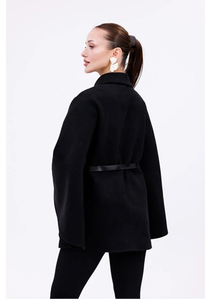 Kadın Siyah Tokalı Kemerli Panço modelleri