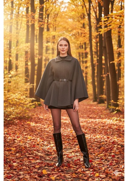 Kadın Kahverengi Kemerli Kaşe Panço – Milan’o 2025 Yeni Sezon Şıklığı fiyatları