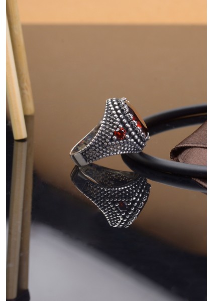 Kırmızı Zirkon Taşlı 925 Ayar Gümüş Zirkon Taş Süslemeli Erkek Yüzük fiyatları