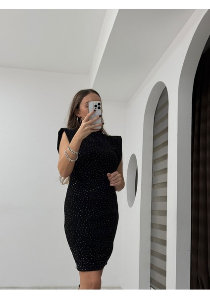 Taş Detaylı Mini Elbise indirimleri