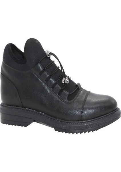 S110 Siyah Cilt Bağcıklı Kadın Kışlık Bot fiyatları