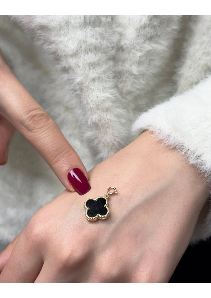 14 Ayar Altın Kilit Çharm Yonca Kolye Ucu