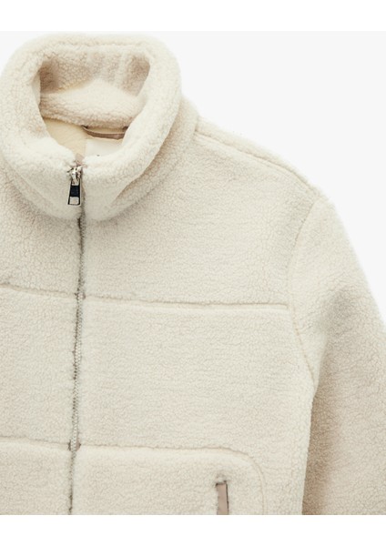 Cepli Uzun Kollu Fermuarlı Dik Yaka Crop Peluş Mont modelleri