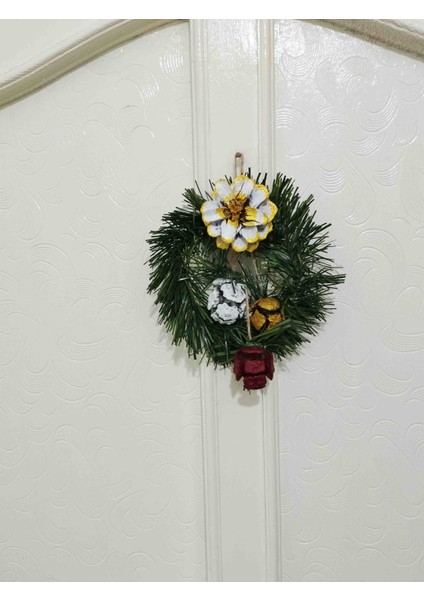 Kozalak Garland Yılbaşı Hediyelik Kapı Duvar Süsü fiyatları