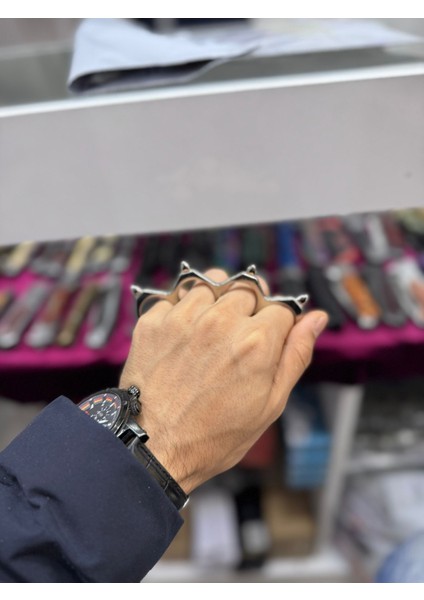 Gümüş Renk Aksesuar Sade Görünümlü Muşta Süs Muşta