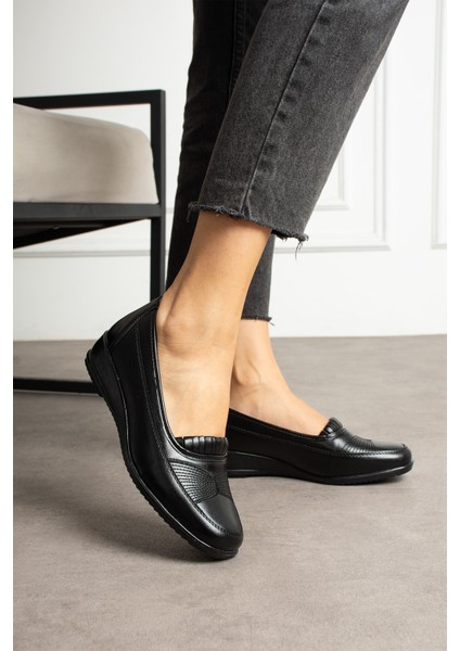 Kadın Siyah Hakiki Deri Klasik Ayakkabı Ortopedik Anne Ayakkabısı Anne Babet Topuklu Günlük Ayakkabı fiyatları