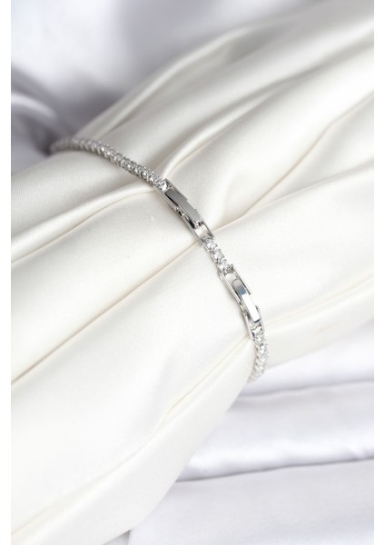 Kutup Yıldızı Model Zirkon Taşlı Gümüş Renk Su Yolu Kadın Bileklik - Bamido