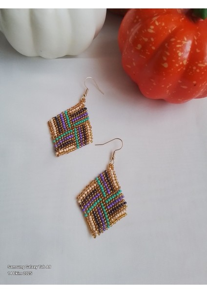 Kum Boncuklu El Yapımı Küpe fiyatları