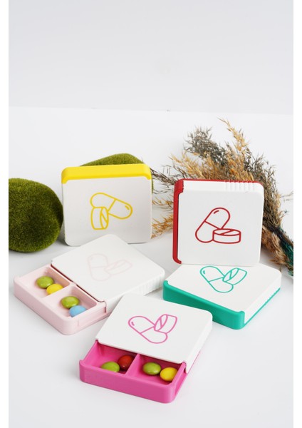 Çanta Boy 4 Bölmeli Hap Kutusu | Kompakt ve Şık Hap Saklama Kabı Pembe fırsatları