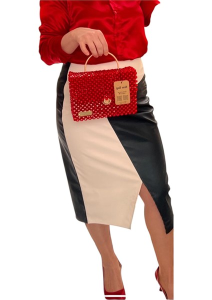 Kırmızı Boncuk Çanta En 24 cm Boy 15 cm Yeni Yıl Özel Tasarım. modelleri