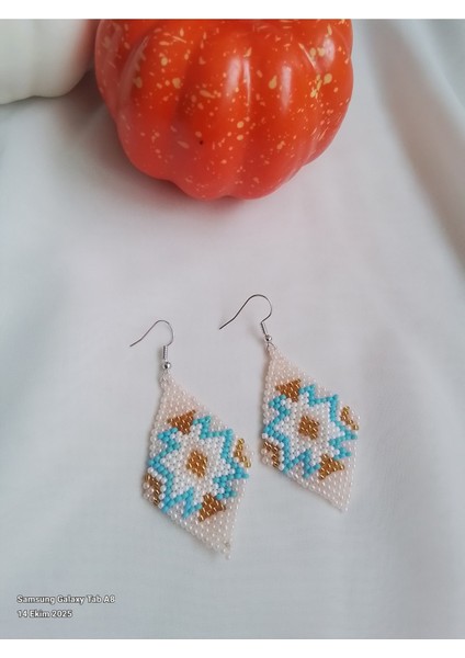 Kum Boncuklu El Yapımı Küpe modelleri