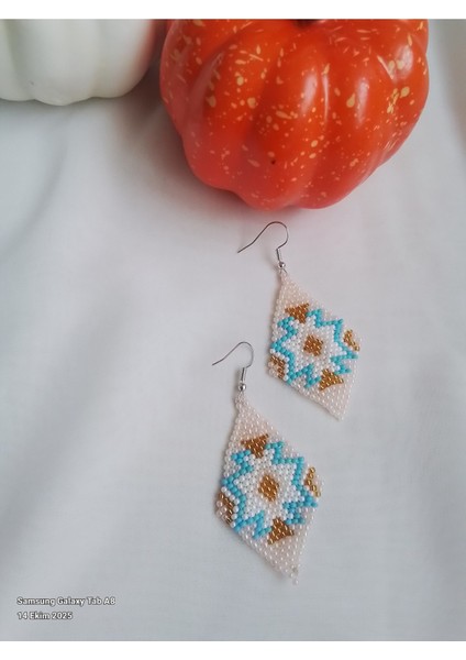 Kum Boncuklu El Yapımı Küpe fırsatları