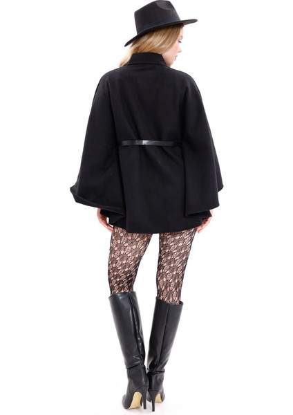 Prilika Kadın Siyah Kemerli Kaşe Pelerin Panço – 2025 Yeni Sezon Şıklığı