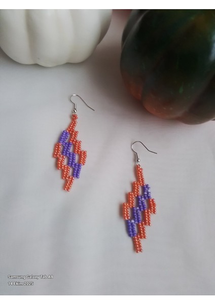 Kum Boncuklu El Yapımı Küpe