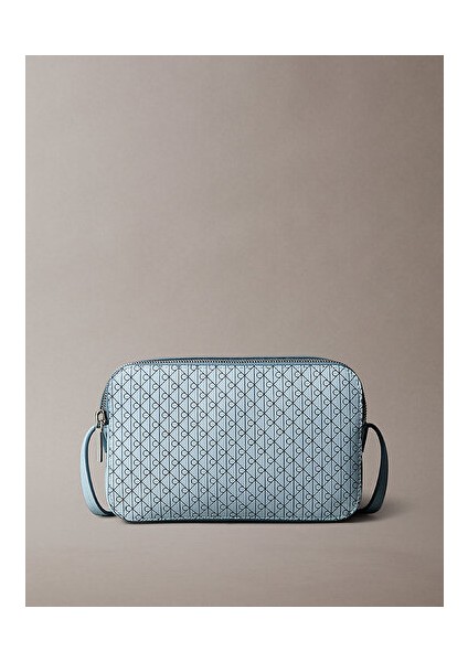 Kadın Emblem Elongated Çapraz Askılı Çanta