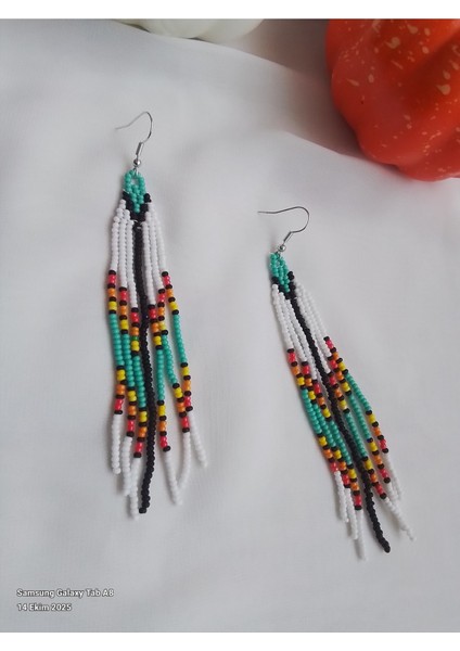 Kum Boncuklu El Yapımı Küpe