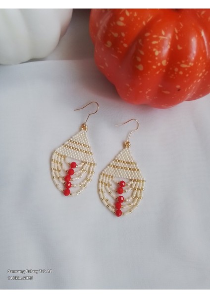 Kum Boncuklu El Yapımı Küpe modelleri