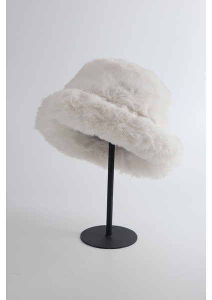 Ekstra Kabarık Peluş Yuvarlak Kalpak Şapka - Beyaz fiyatları