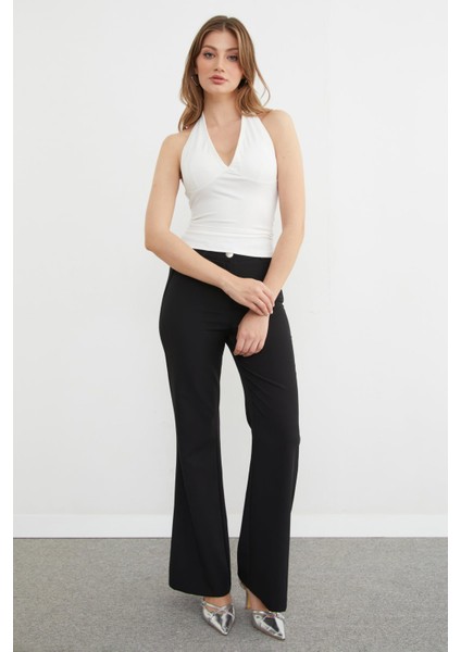 Boyundan Geçmeli Kaplı Bluz fırsatları