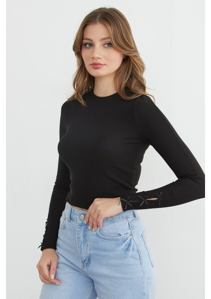 Fitilli Kolları Fiyonk Detaylı Bluz