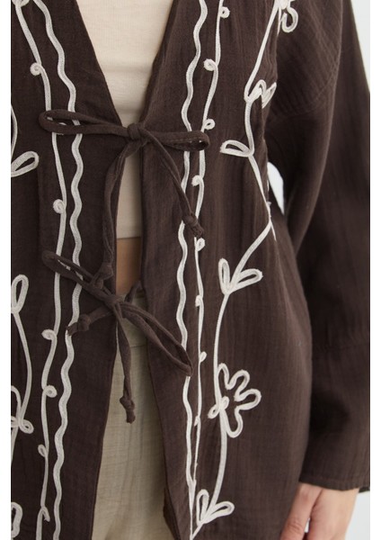 Nakışlı Önü Bağcıklı Keten Görünümlü Kimono fırsatları