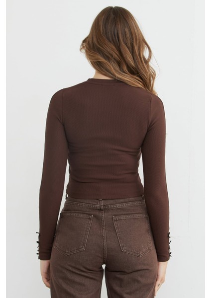 Fitilli Kolları Fiyonk Detaylı Bluz indirimleri