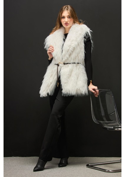 Kemer Detaylı Suni Kürk Yelek